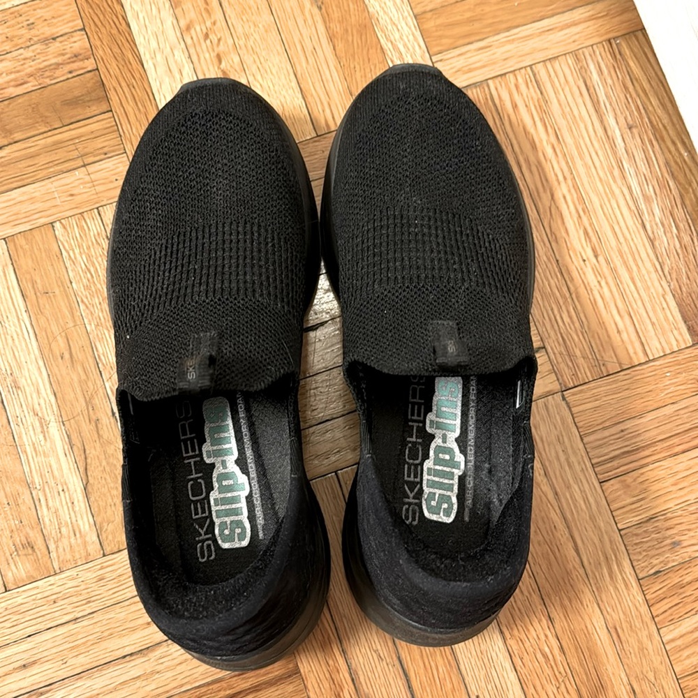 Sketchers Slip On shoes